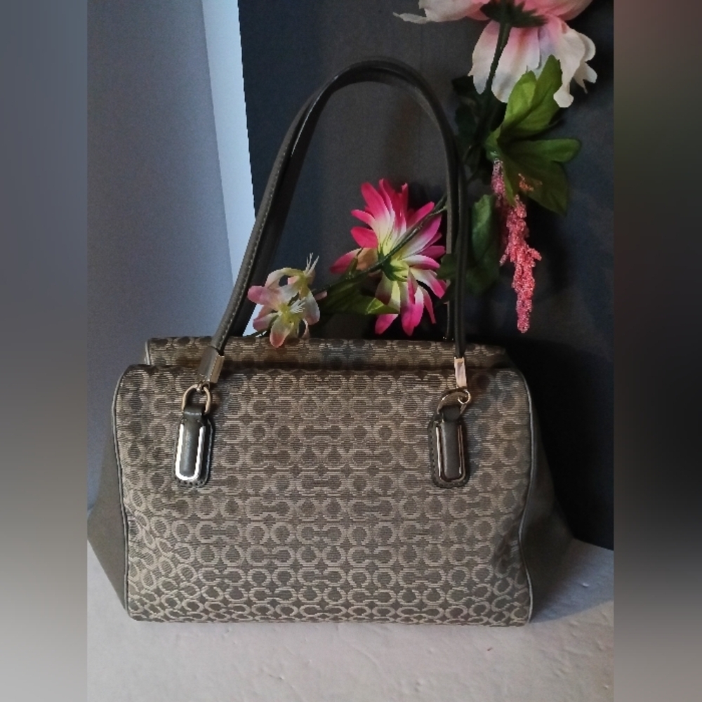 Coach Madison Op Art Gray Shoulder Bag - Picture 2 of 10